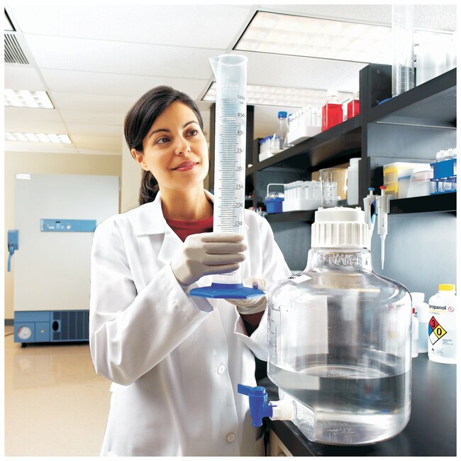 Nalgene™ Polypropylene Graduated Cylinders